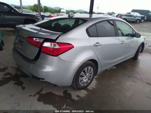 KNAFK4A6XF5393352 KIA FORTE LX