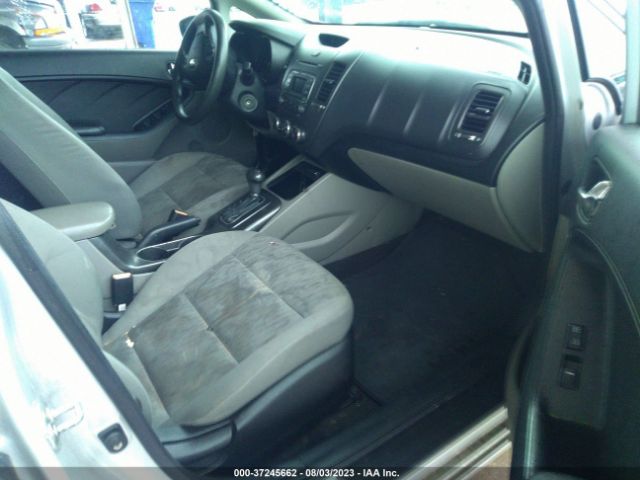 KNAFK4A6XF5393352 KIA FORTE LX