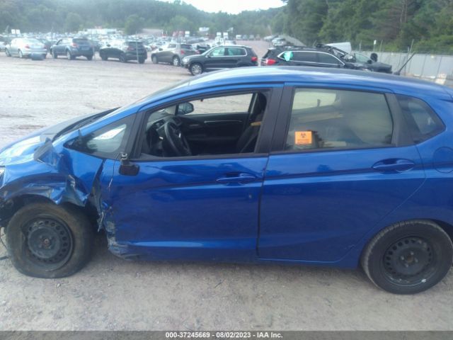 JHMGK5H58HS010568 Honda FIT LX
