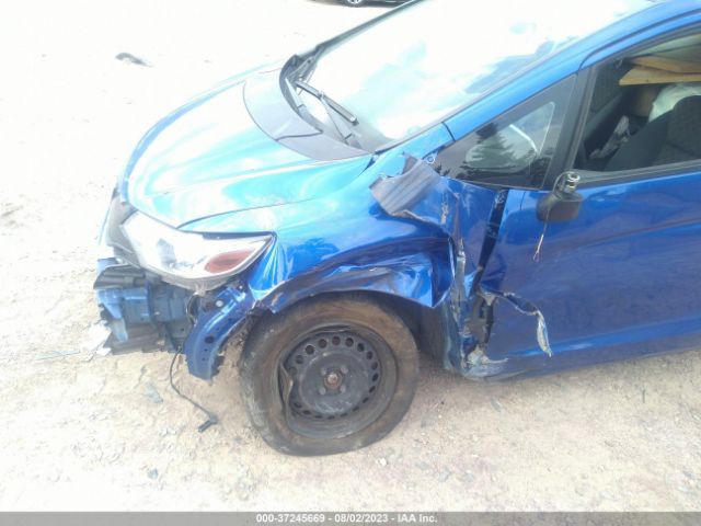 JHMGK5H58HS010568 Honda FIT LX