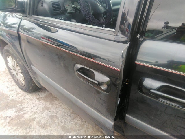 2005 CHRYSLER TOWN & COUNTRY VIN: 1C4GP45R75B101816