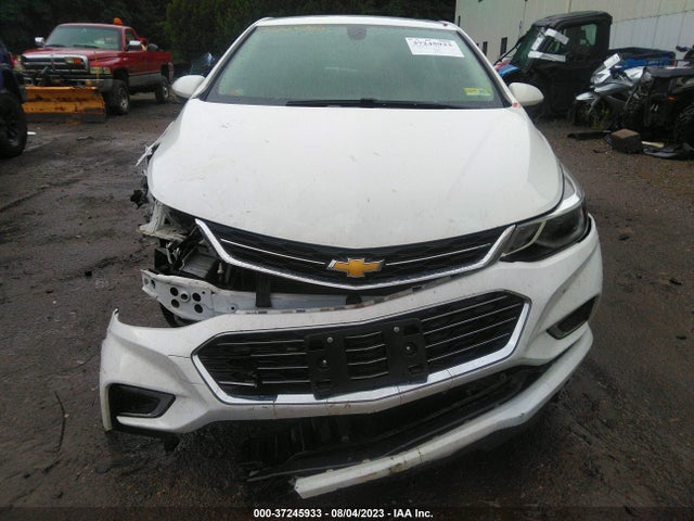Chevrolet Cruze Premier 2018 3G1BF6SM2JS621415 Image 13