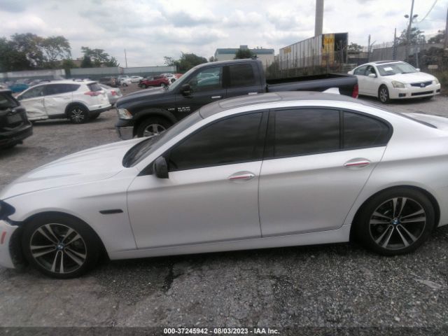 WBA5A7C5XFD628536 BMW 5 Series 528i Xdrive