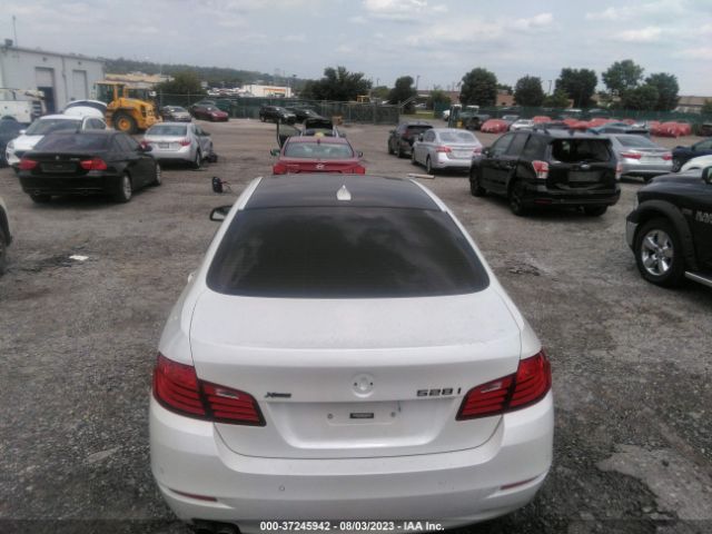 WBA5A7C5XFD628536 BMW 5 Series 528i Xdrive