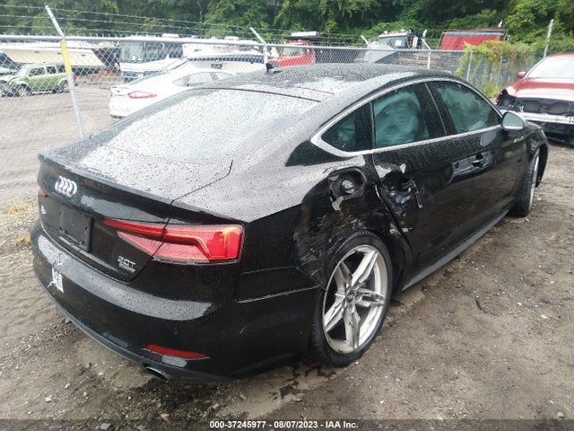 WAUENCF56JA009452 Audi A5 Sportback Premium Plus