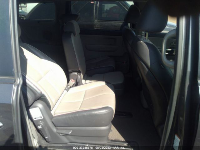KNDMB5C1XH6320464 KIA SEDONA LX