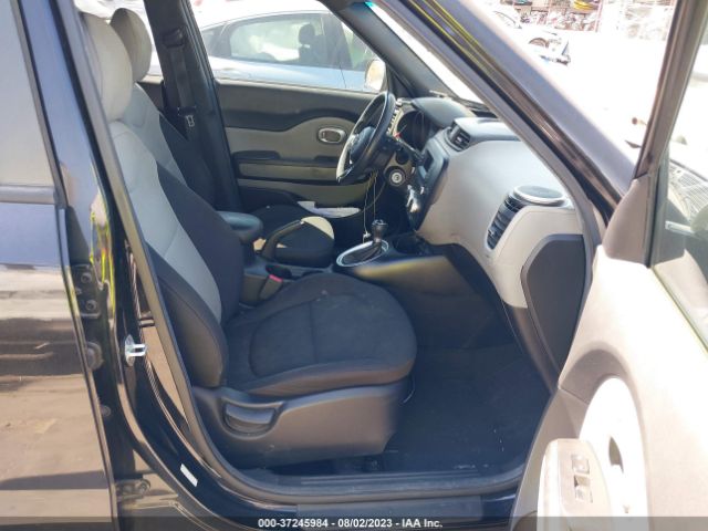 KNDJN2A2XF7804890 KIA Soul Base