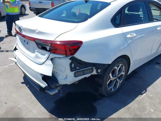 2020 KIA FORTE LXS VIN: 3KPF24AD2LE245813