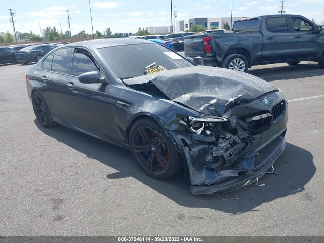 2015 BMW M5, VIN: WBSFV9C54FD595324