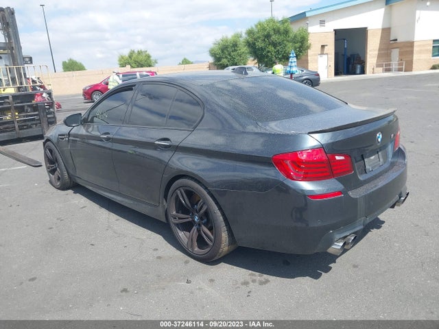 2015 BMW M5, VIN: WBSFV9C54FD595324