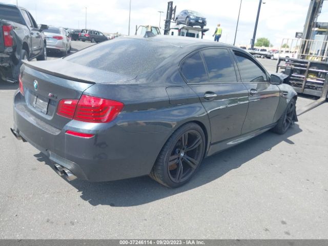 WBSFV9C54FD595324 BMW M5