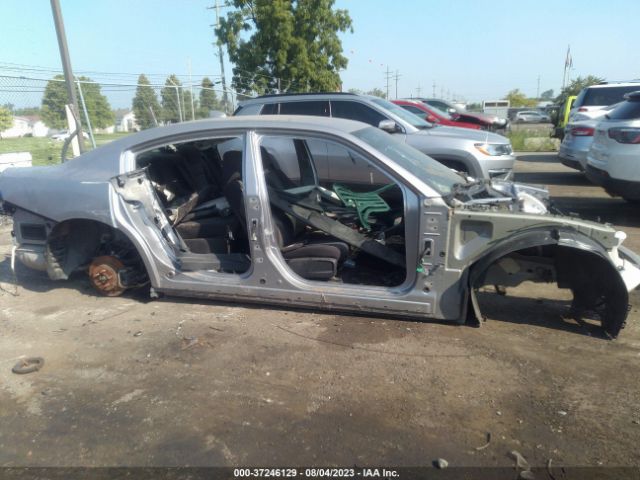 2C3CDXCT8FH778779 Dodge Charger Rt