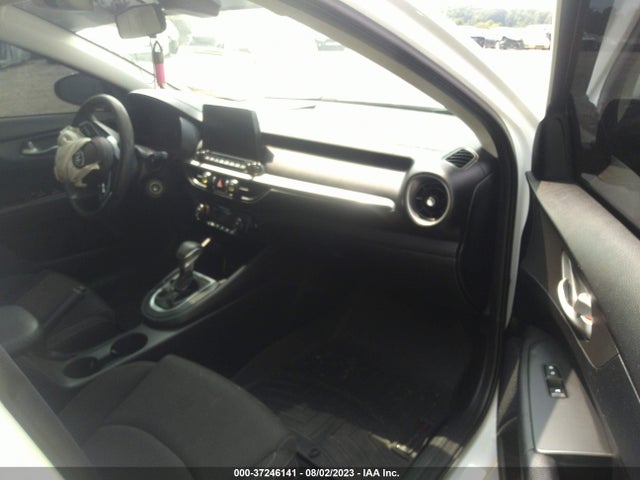 2019 KIA FORTE LXS VIN: 3KPF24AD3KE030293