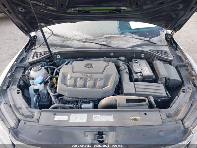 1VWAA7A3XJC003763 Volkswagen Passat 2.0t S/r-line
