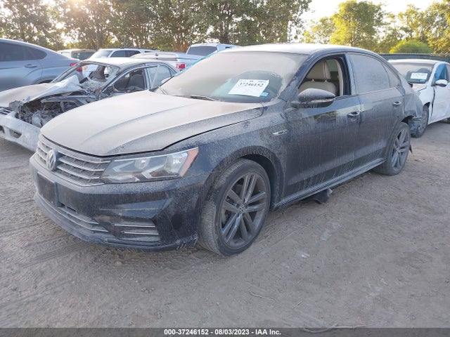 1VWAA7A3XJC003763 Volkswagen Passat 2.0t S/r-line
