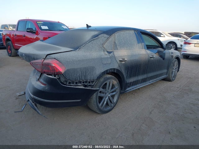 1VWAA7A3XJC003763 Volkswagen Passat 2.0t S/r-line