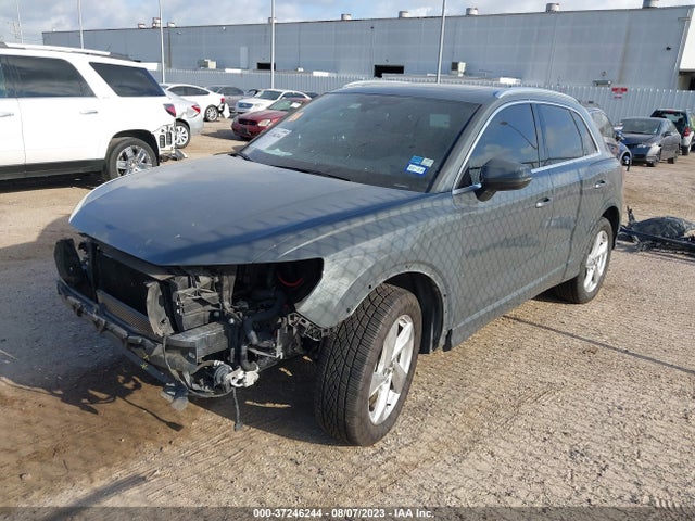 WA1AECF39L1114368 Audi Q3 PREMIUM