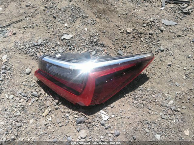 19UDE2F72KA015567 Acura Ilx Pkg