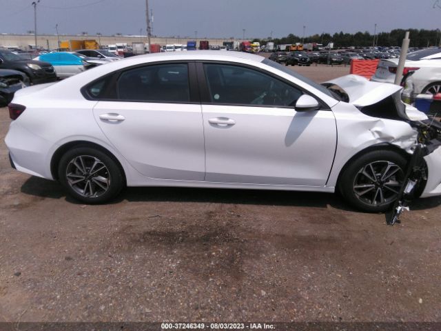3KPF24ADXNE467759 KIA Forte Lxs