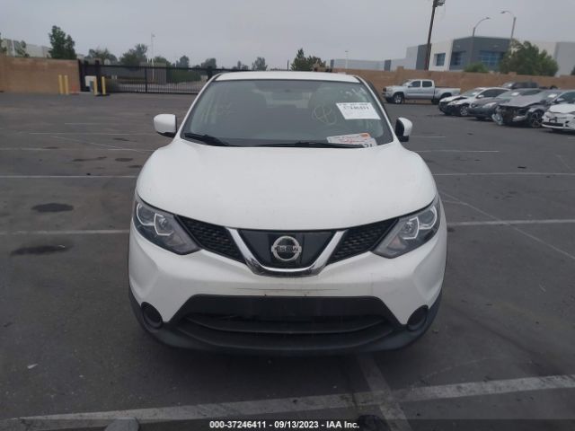 JN1BJ1CP0KW233352 Nissan Rogue Sport S