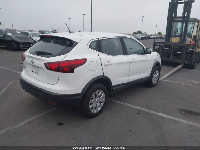 JN1BJ1CP0KW233352 Nissan Rogue Sport S
