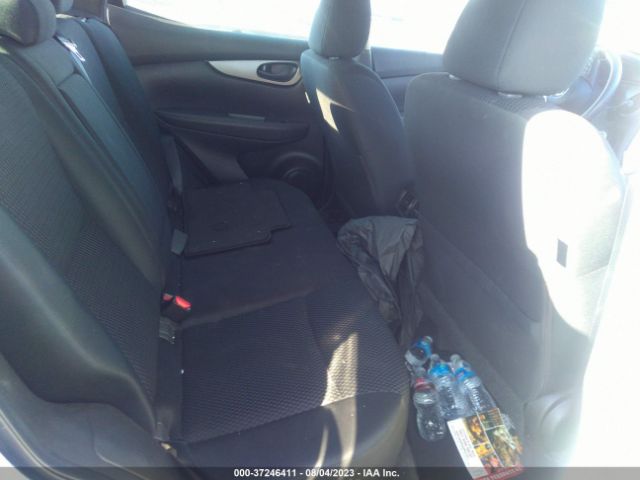 JN1BJ1CP0KW233352 Nissan Rogue Sport S