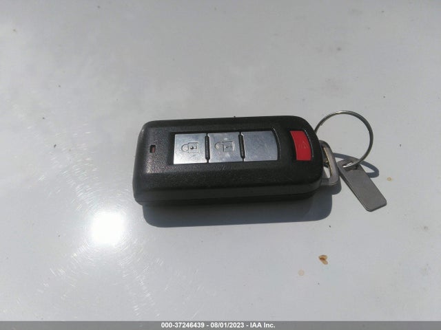 2009 MITSUBISHI OUTLANDER SE VIN: JA4LT31W49Z015726