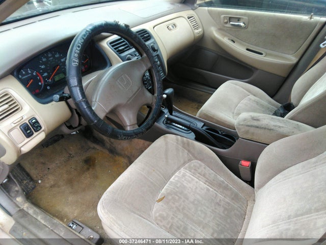 2000 HONDA ACCORD SDN EX VIN: 1HGCG5659YA145313