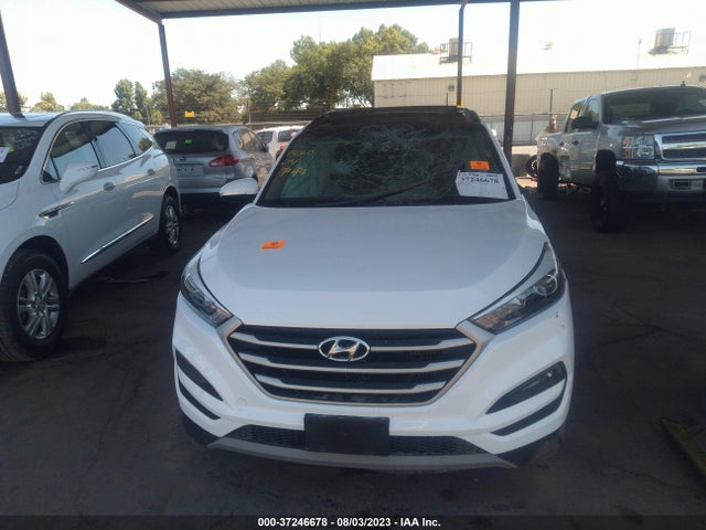 Hyundai Tucson Value 2018 KM8J33A29JU739368 Image 11