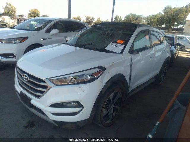 Hyundai Tucson Value 2018 KM8J33A29JU739368 Image 2