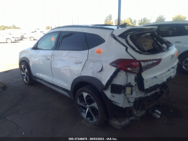 Hyundai Tucson Value 2018 KM8J33A29JU739368 Image 3