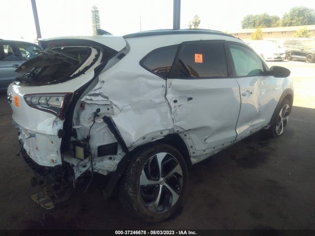 Hyundai Tucson Value 2018 KM8J33A29JU739368 Image 4
