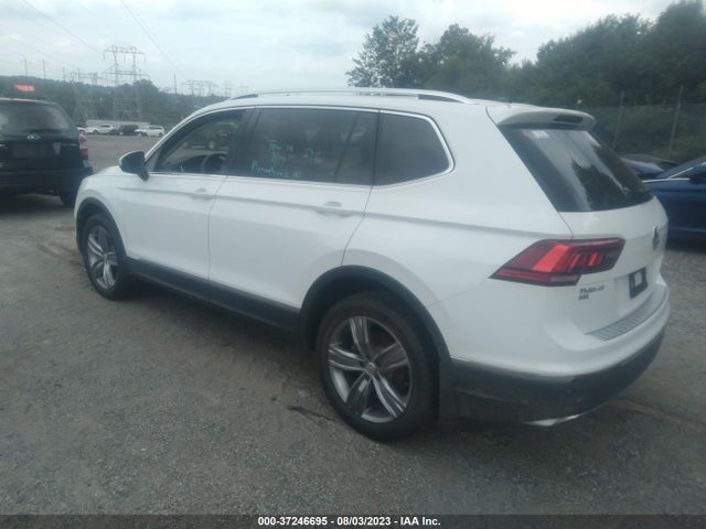 3VV2B7AX5LM095729 Volkswagen Tiguan Se/sel/se R-line Black