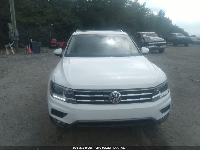 3VV2B7AX5LM095729 Volkswagen Tiguan Se/sel/se R-line Black
