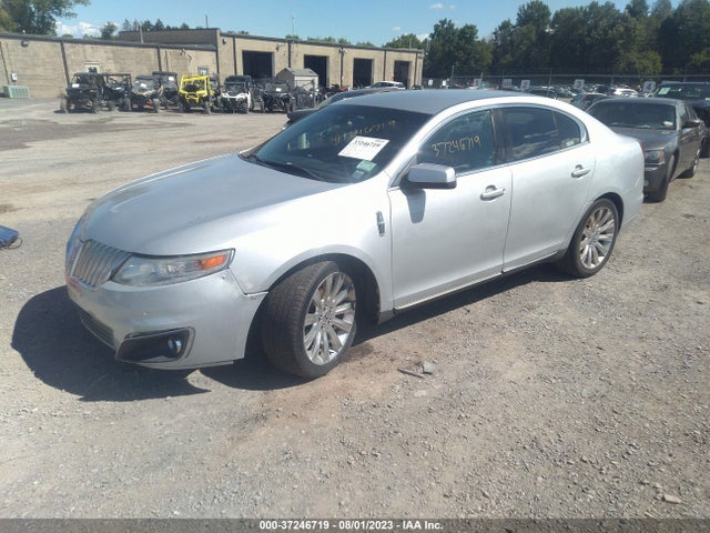 2010 LINCOLN MKS VIN: 1LNHL9DR2AG605200