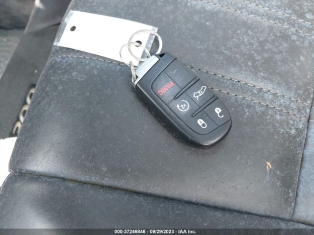 2C3CCAGG2GH321321 Chrysler 300 300s