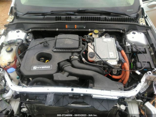 3FA6P0LU2HR287024 Ford Fusion Hybrid Se