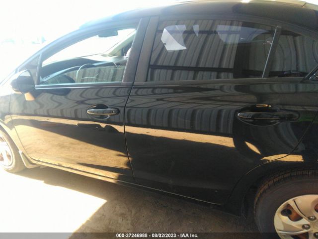 19XFB2F50FE251636 Honda Civic Sedan Lx
