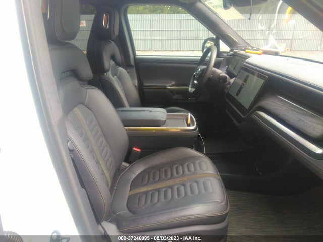 2022 RIVIAN R1T ADVENTURE PACKAGE VIN: 7FCTGAAA5NN013689