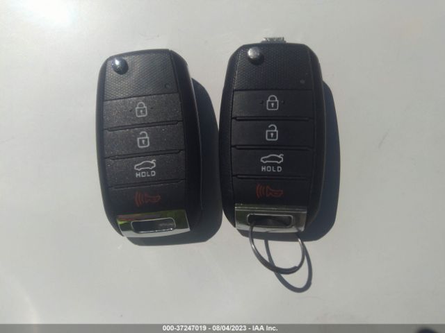 5XXGT4L31JG255744 KIA Optima S