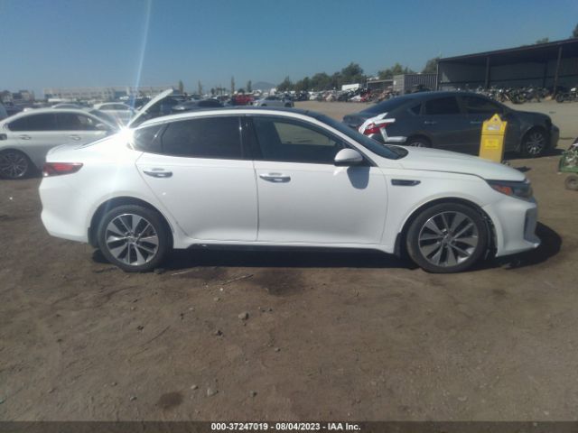 5XXGT4L31JG255744 KIA Optima S