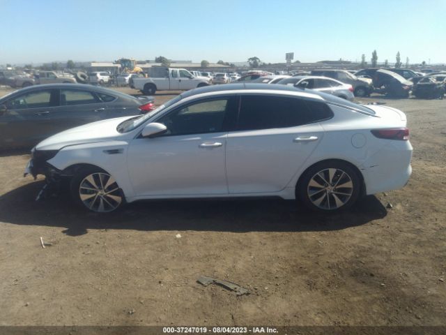 5XXGT4L31JG255744 KIA Optima S