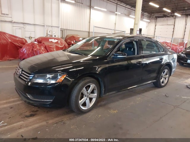 1VWAT7A37EC106476 Volkswagen PASSAT S