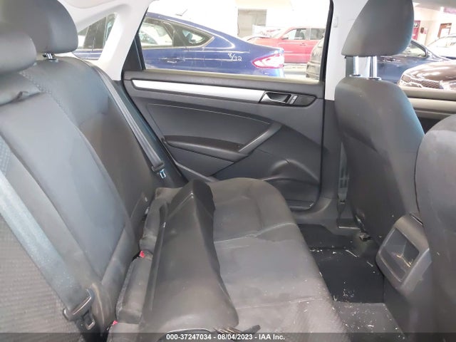 1VWAT7A37EC106476 Volkswagen PASSAT S