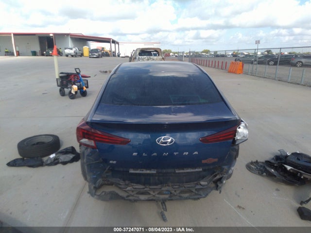 Hyundai ELANTRA SE 2019 5NPD74LF5KH494639 Image 16