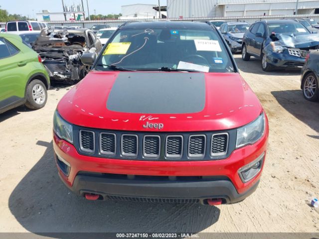 3C4NJDDB2KT765559 Jeep Compass Trailhawk