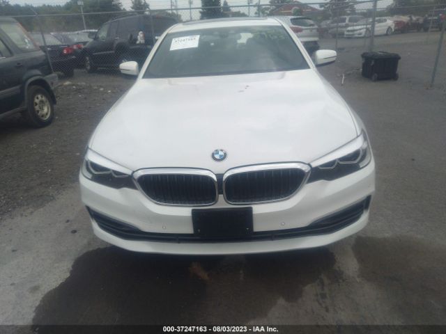 WBAJA7C55KWC77941 BMW 5 Series 530i Xdrive