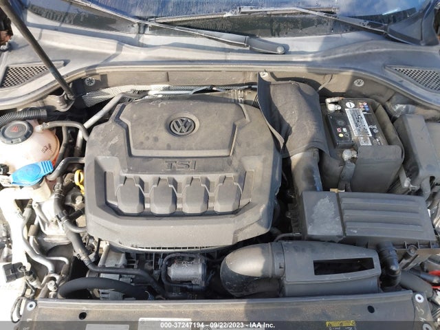 1VWBA7A36JC014392 Volkswagen Passat 2.0t Se