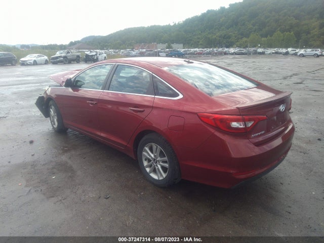 2015 HYUNDAI SONATA 2.4L SE VIN: 5NPE24AFXFH070157
