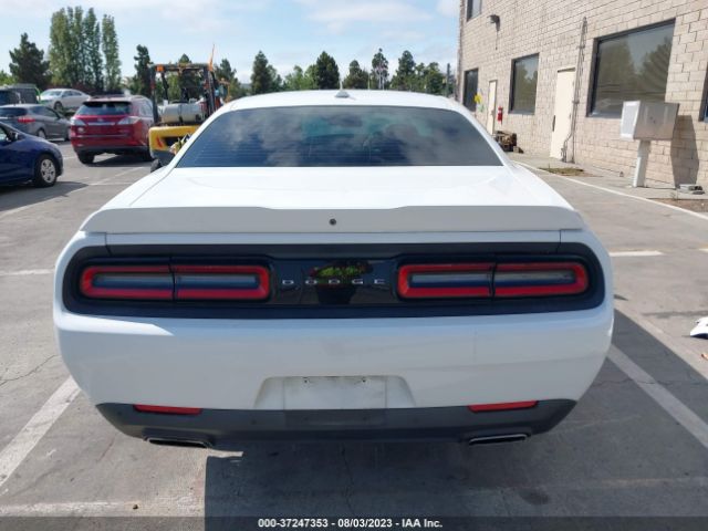 2C3CDZAG3GH217862 Dodge Challenger Sxt Plus